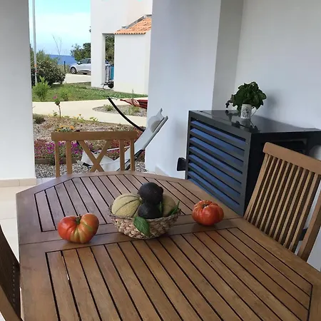 T2 Coquet Agreable Marina Di Bravone Apartmán *