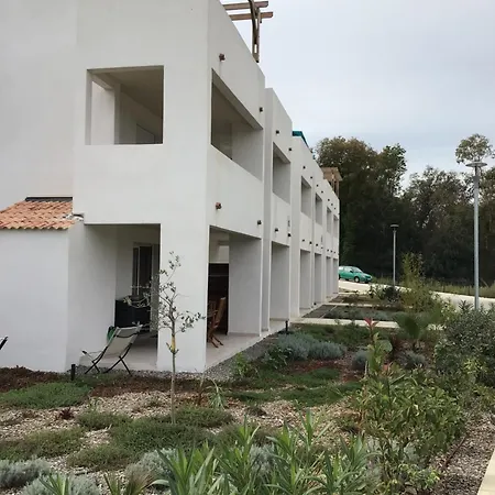 T2 Coquet Agreable Marina Di Bravone Apartmán *